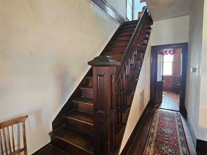 711 Chesterfield Avenue, Lancaster, SC 29720.  MLS# CAR4309503, YatesRealty ID 8033. 