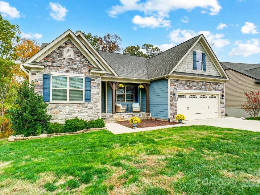 1150 Hearth Lane, Concord, NC 28025.  MLS# CAR4251598, YatesRealty ID 8034. 