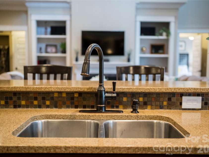 53 Sovereign Lane, Fairview, NC 28730.  MLS# CAR4355300, YatesRealty ID 8034. 