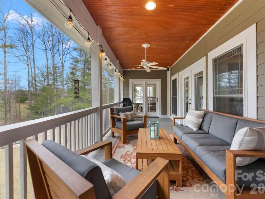 53 Sovereign Lane, Fairview, NC 28730.  MLS# CAR4355300, YatesRealty ID 8034. 