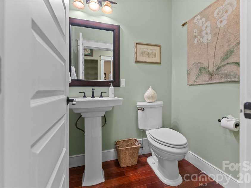 53 Sovereign Lane, Fairview, NC 28730.  MLS# CAR4355300, YatesRealty ID 8034. 