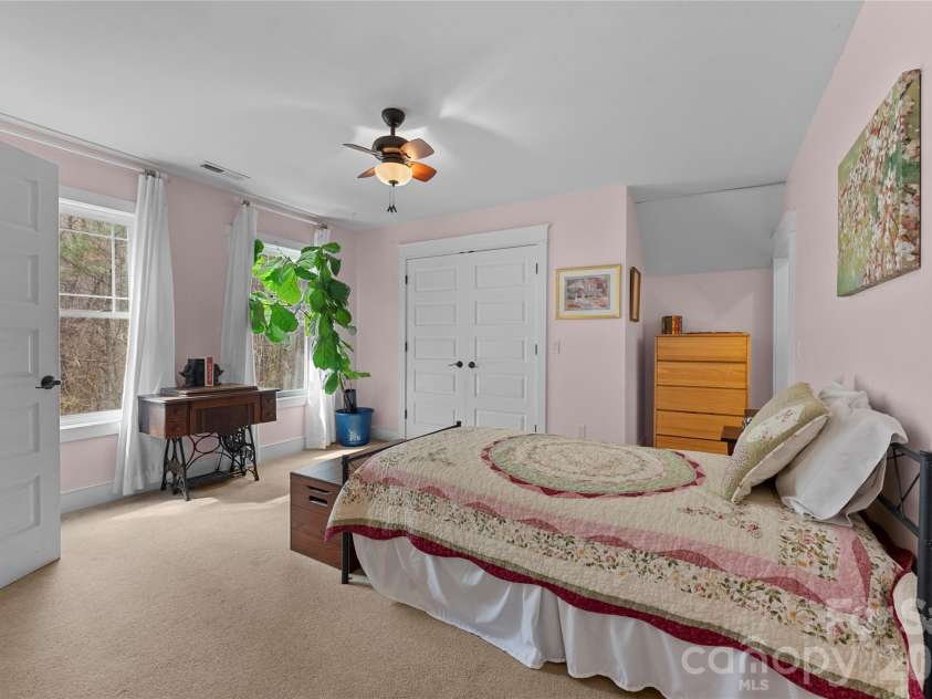 53 Sovereign Lane, Fairview, NC 28730.  MLS# CAR4355300, YatesRealty ID 8034. 