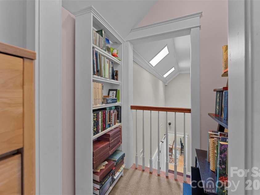 53 Sovereign Lane, Fairview, NC 28730.  MLS# CAR4355300, YatesRealty ID 8034. 