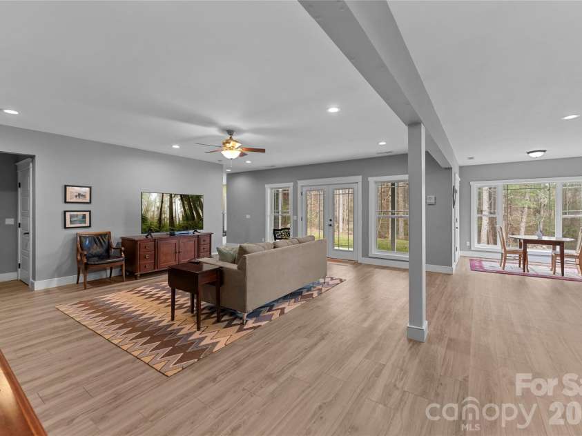53 Sovereign Lane, Fairview, NC 28730.  MLS# CAR4355300, YatesRealty ID 8034. 