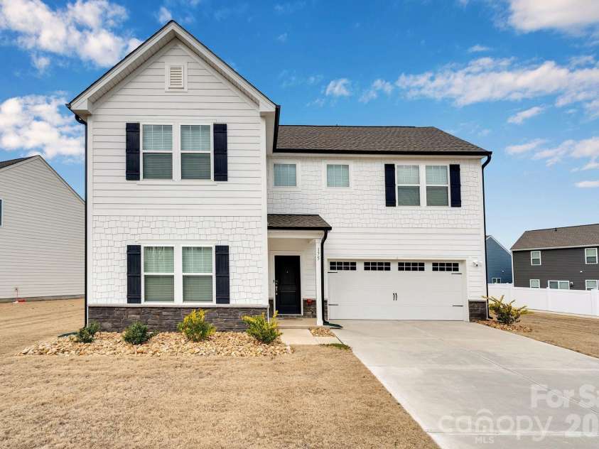 175 Aspire Circle, Wingate, NC 28174.  MLS# CAR4347352, YatesRealty ID 8035. 