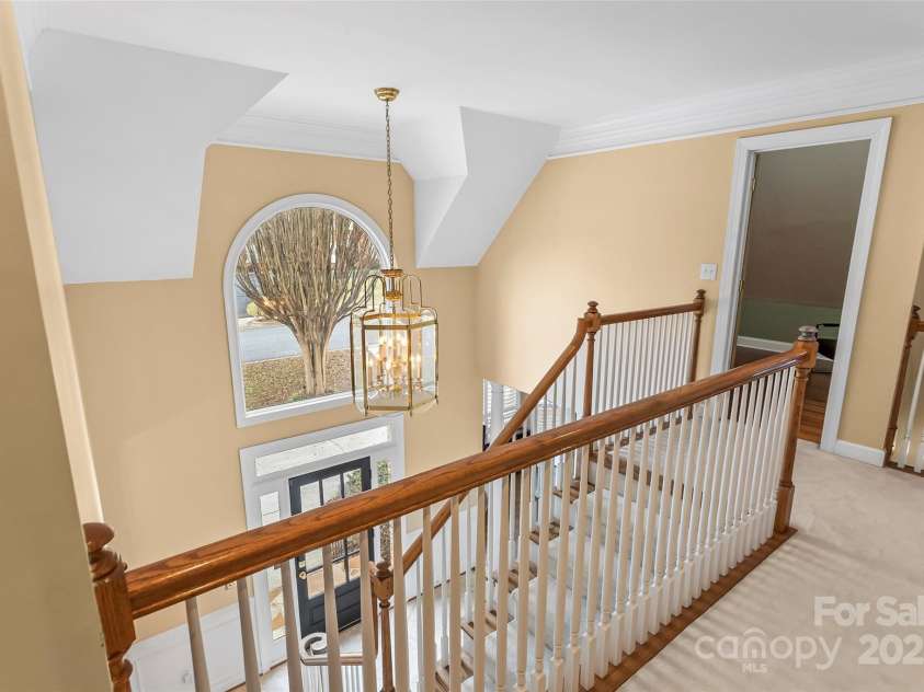 308 41st Avenue Place, Hickory, NC 28601.  MLS# CAR4219070, YatesRealty ID 8035. 