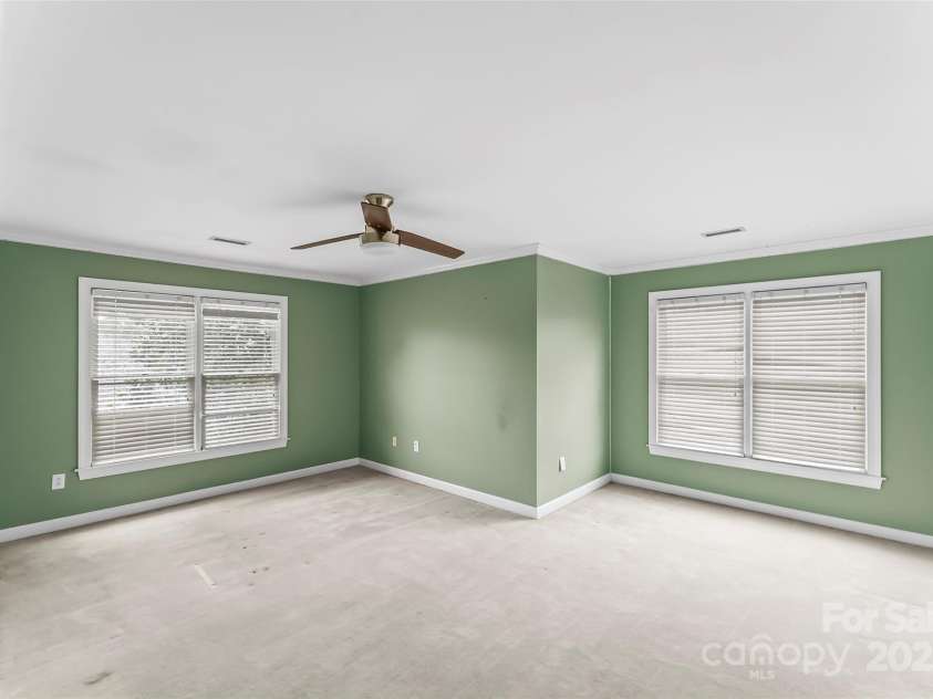 308 41st Avenue Place, Hickory, NC 28601.  MLS# CAR4219070, YatesRealty ID 8035. Bedroom 2