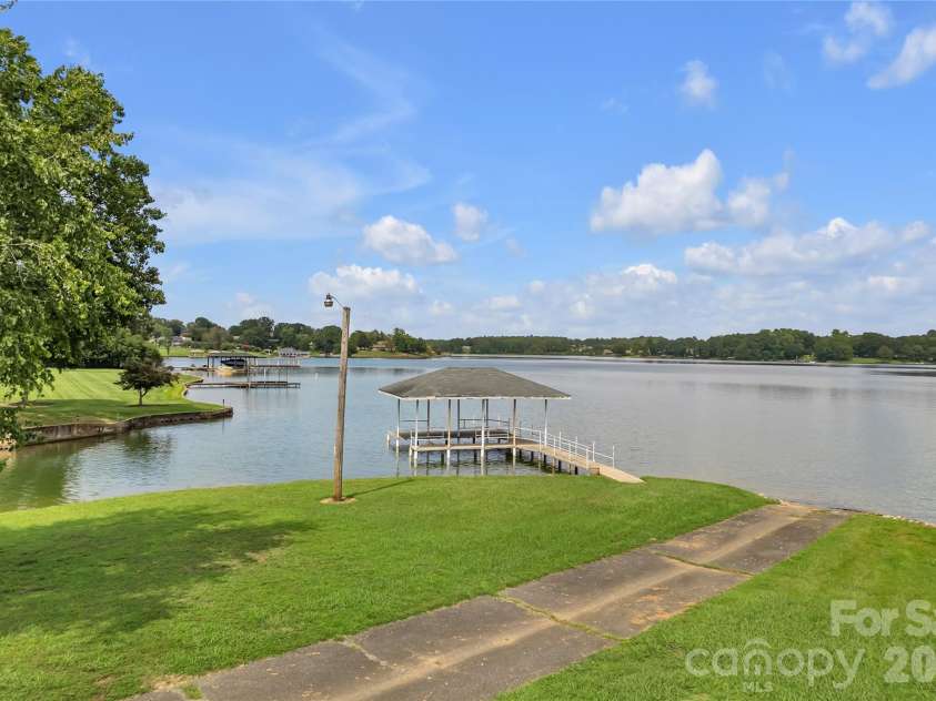 2207 Peninsula Avenue, Shelby, NC 28150.  MLS# CAR4294719, YatesRealty ID 8036. 
