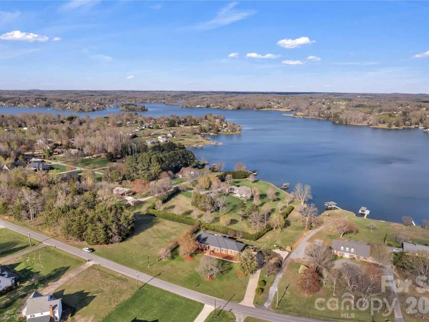 2207 Peninsula Avenue, Shelby, NC 28150.  MLS# CAR4294719, YatesRealty ID 8036. 