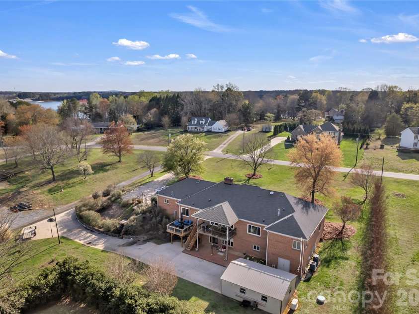 2207 Peninsula Avenue, Shelby, NC 28150.  MLS# CAR4294719, YatesRealty ID 8036. 