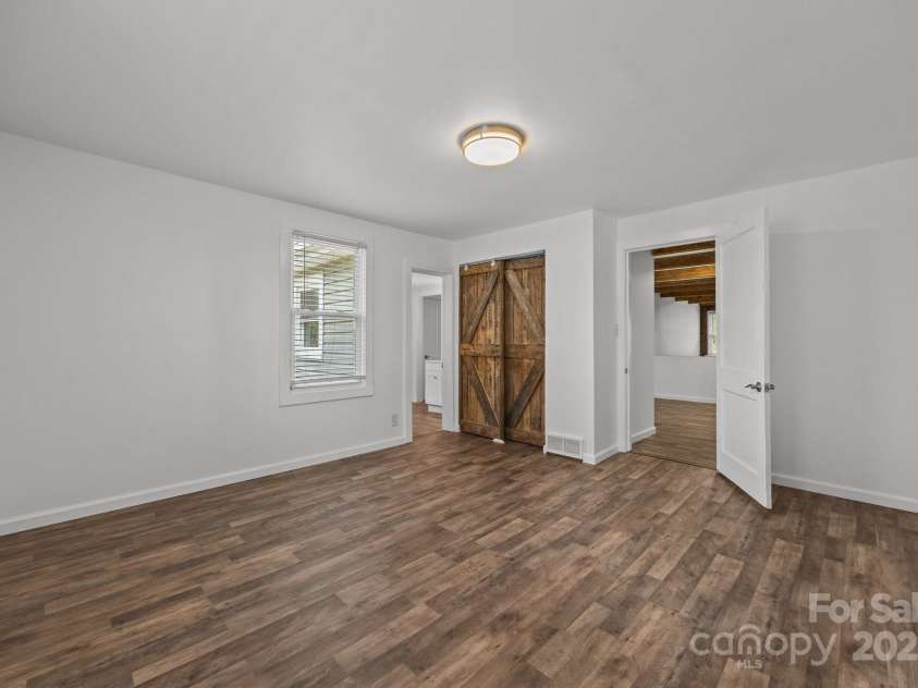 2787 Tyro Road, Lexington, NC 27295.  MLS# CAR4248691, YatesRealty ID 8037. 