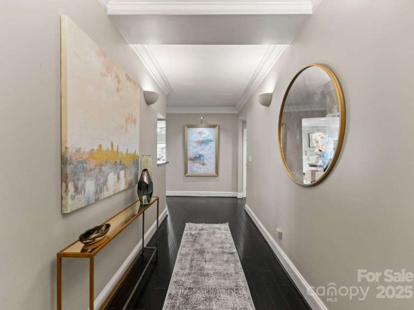 2445 Selwyn Avenue, Charlotte, NC 28209.  MLS# CAR4234376, YatesRealty ID 8039. Entry foyer