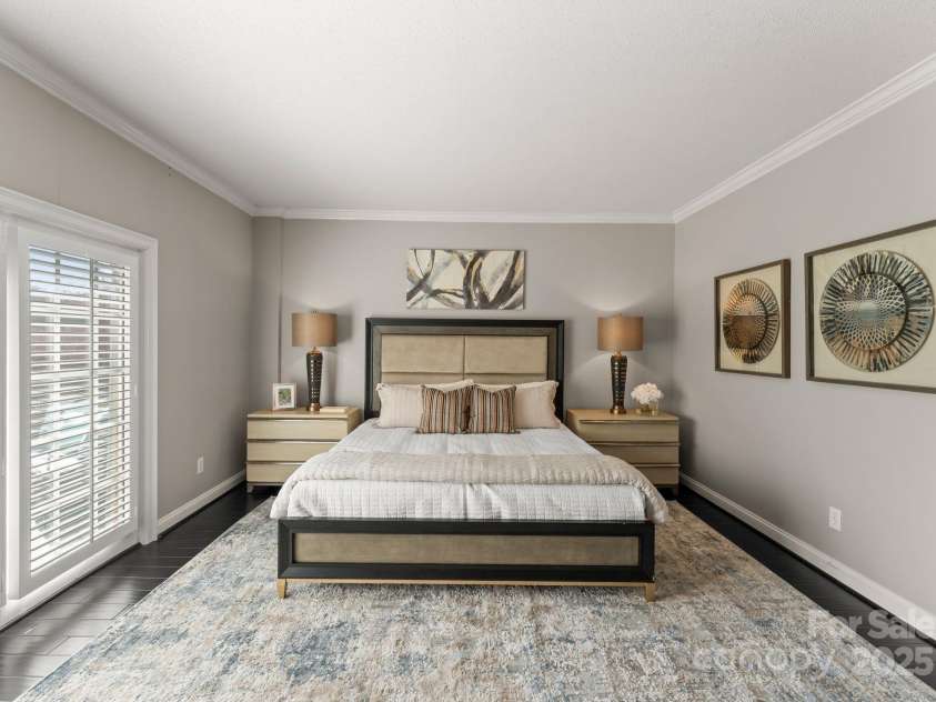 2445 Selwyn Avenue, Charlotte, NC 28209.  MLS# CAR4234376, YatesRealty ID 8039. Primary suite