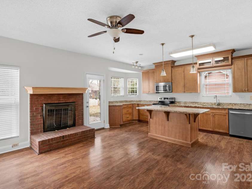 6109 Tartan Green Court, Charlotte, NC 28227.  MLS# CAR4332200, YatesRealty ID 804. 