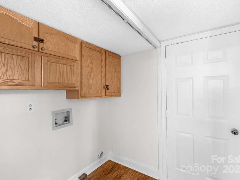 6109 Tartan Green Court, Charlotte, NC 28227.  MLS# CAR4332200, YatesRealty ID 804. 