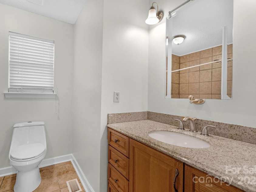 6109 Tartan Green Court, Charlotte, NC 28227.  MLS# CAR4332200, YatesRealty ID 804. 