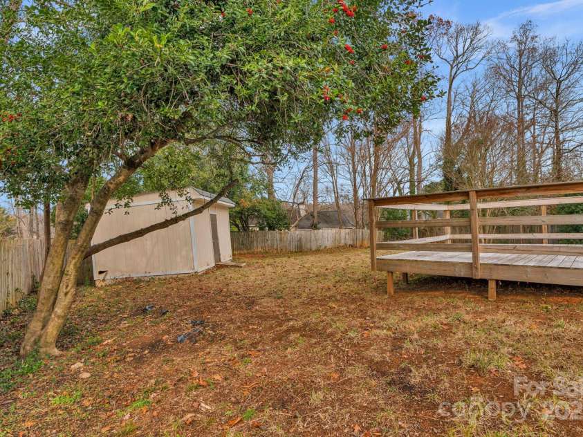 6109 Tartan Green Court, Charlotte, NC 28227.  MLS# CAR4332200, YatesRealty ID 804. 