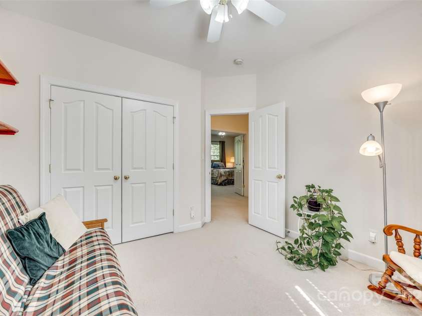 14818 Hawick Manor Lane, Pineville, NC 28134.  MLS# CAR4245191, YatesRealty ID 8040. 