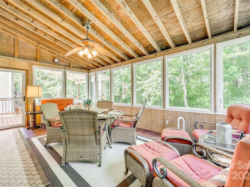 14818 Hawick Manor Lane, Pineville, NC 28134.  MLS# CAR4245191, YatesRealty ID 8040. 