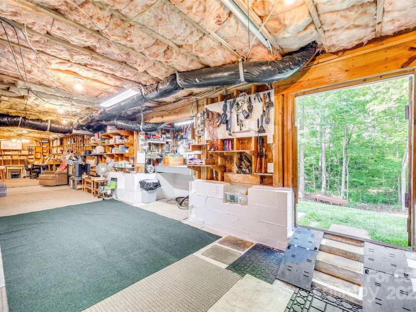 14818 Hawick Manor Lane, Pineville, NC 28134.  MLS# CAR4245191, YatesRealty ID 8040. 