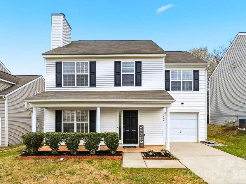 1494 Kindred Circle, Concord, NC 28027.  MLS# CAR4351536, YatesRealty ID 8040. 1494 Kindred Cir NW, Concord, NC