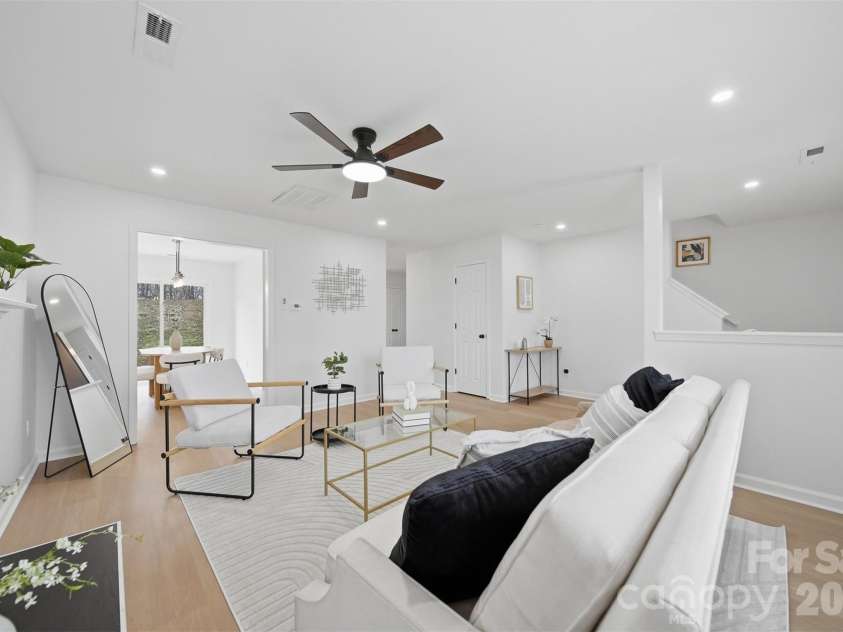 1494 Kindred Circle, Concord, NC 28027.  MLS# CAR4351536, YatesRealty ID 8040. 7 Living Room: 