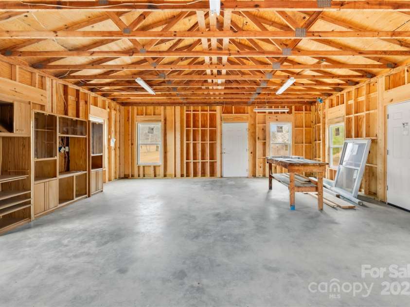 1658 Kershaw Highway, Camden, SC 29020.  MLS# CAR4234703, YatesRealty ID 8041. 2nd building