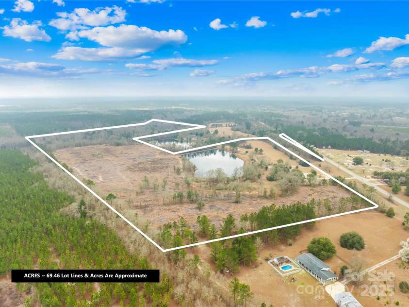 1658 Kershaw Highway, Camden, SC 29020.  MLS# CAR4234703, YatesRealty ID 8041. 
