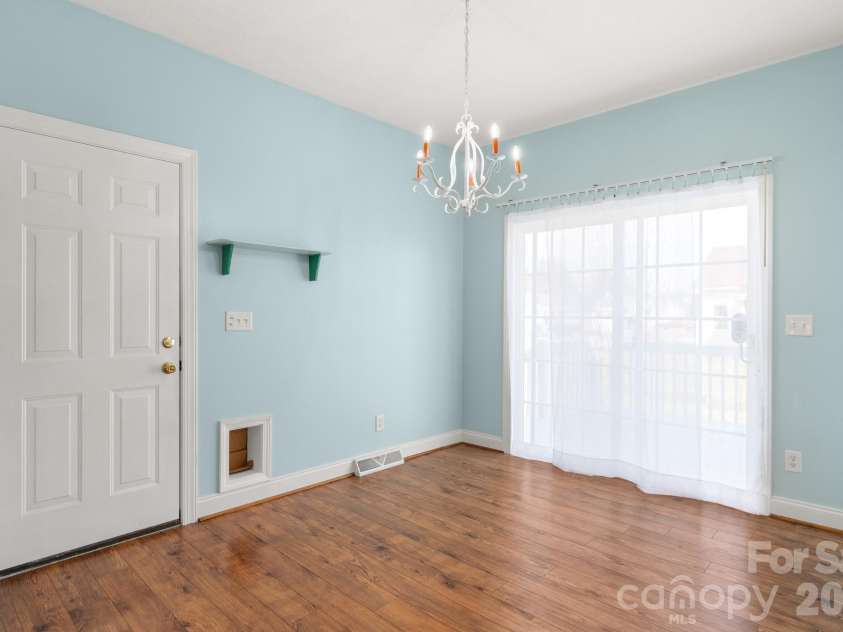 403 Sassafras Drive, Hendersonville, NC 28739.  MLS# CAR4350912, YatesRealty ID 8042. 
