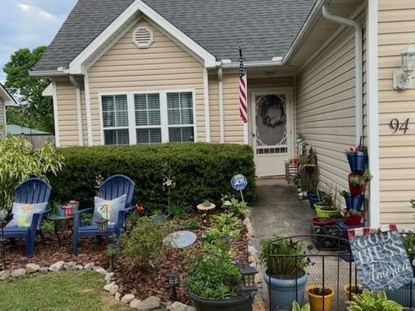 94 Elm Street, Morganton, NC 28655.  MLS# CAR4199678, YatesRealty ID 8042. 