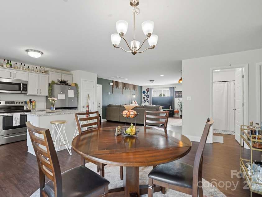 345 Knox Farm Road, Statesville, NC 28677.  MLS# CAR4304653, YatesRealty ID 8043. 