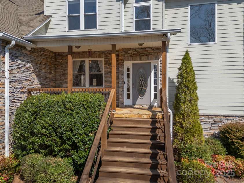 693 Rockwood Lane, Tryon, NC 28782.  MLS# CAR4234370, YatesRealty ID 8043. 