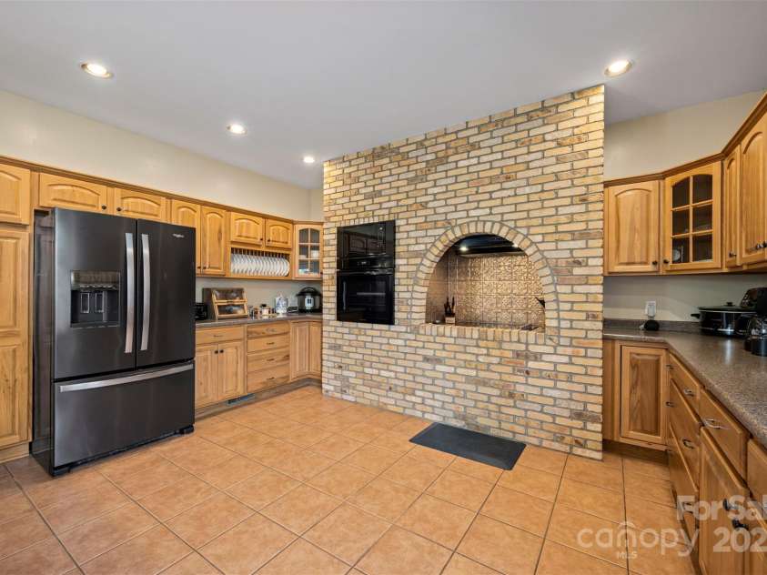 693 Rockwood Lane, Tryon, NC 28782.  MLS# CAR4234370, YatesRealty ID 8043. 