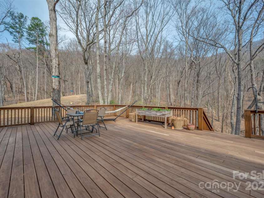 693 Rockwood Lane, Tryon, NC 28782.  MLS# CAR4234370, YatesRealty ID 8043. 