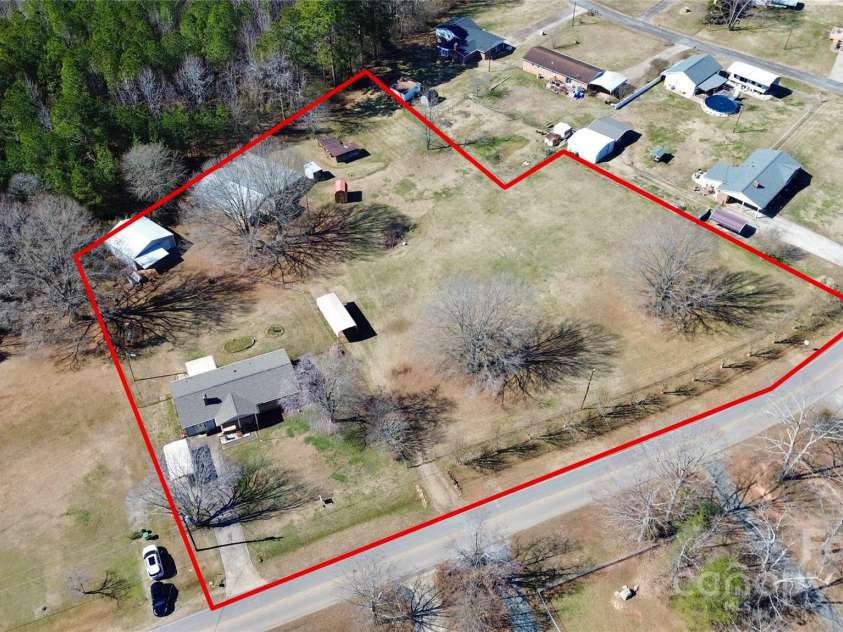 1354 Mirror Lake Road, Lincolnton, NC 28092.  MLS# CAR4220699, YatesRealty ID 8045. 