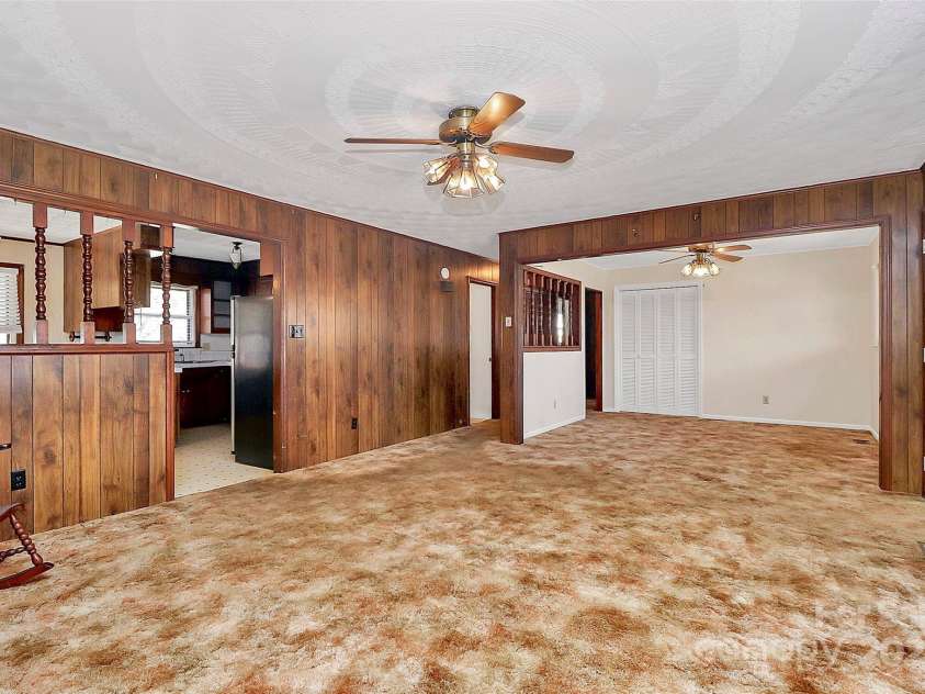 1354 Mirror Lake Road, Lincolnton, NC 28092.  MLS# CAR4220699, YatesRealty ID 8045. 