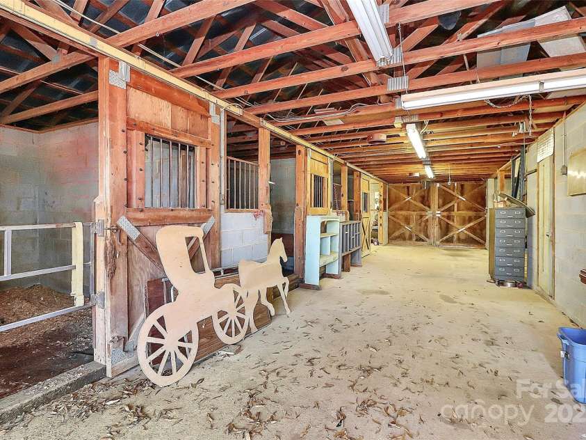 1354 Mirror Lake Road, Lincolnton, NC 28092.  MLS# CAR4220699, YatesRealty ID 8045. Horse Barn
