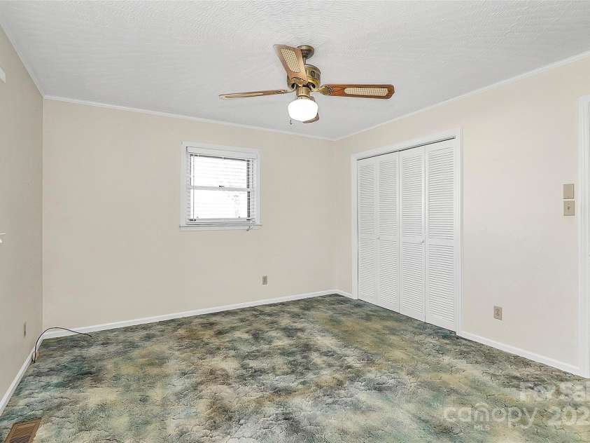 1354 Mirror Lake Road, Lincolnton, NC 28092.  MLS# CAR4220699, YatesRealty ID 8045. Primary Bedroom