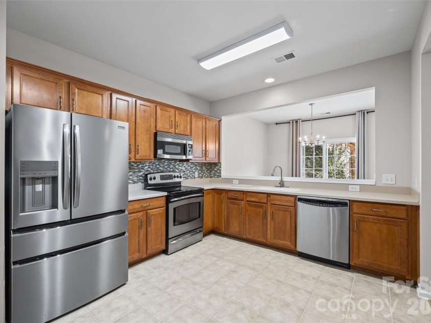 9923 Fallon Trace Avenue, Charlotte, NC 28277.  MLS# CAR4346938, YatesRealty ID 8045. 