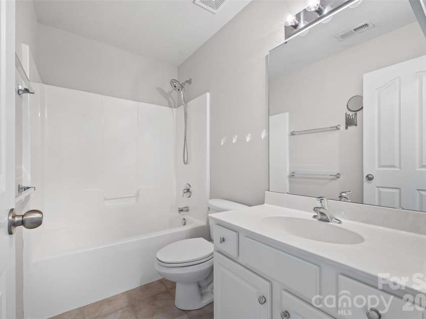9923 Fallon Trace Avenue, Charlotte, NC 28277.  MLS# CAR4346938, YatesRealty ID 8045. 