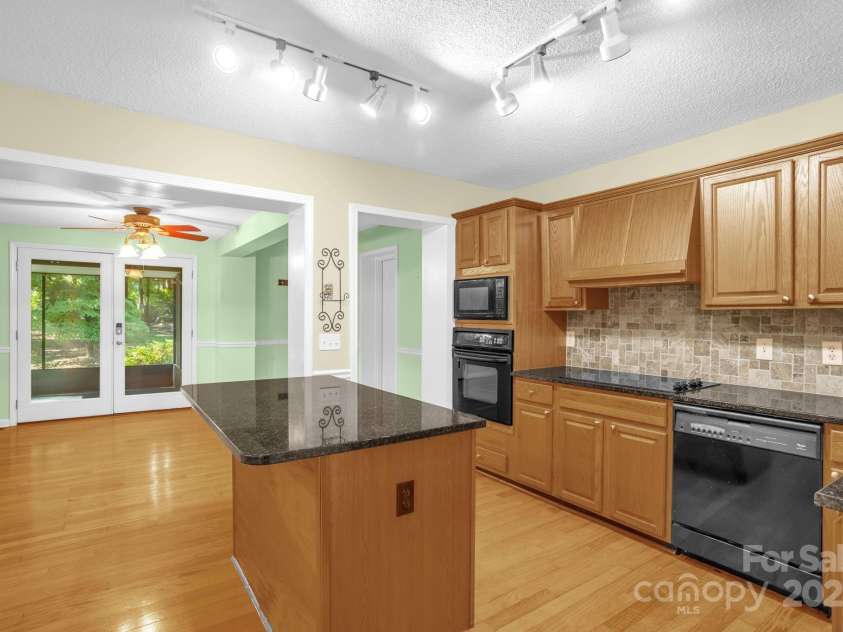 106 Birmingham Place, Salisbury, NC 28146.  MLS# CAR4279332, YatesRealty ID 8046. 