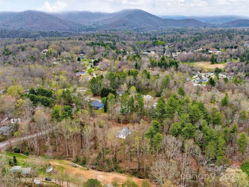 360 Lower Grassy Branch Road, Asheville, NC 28805.  MLS# CAR4244601, YatesRealty ID 8047. 