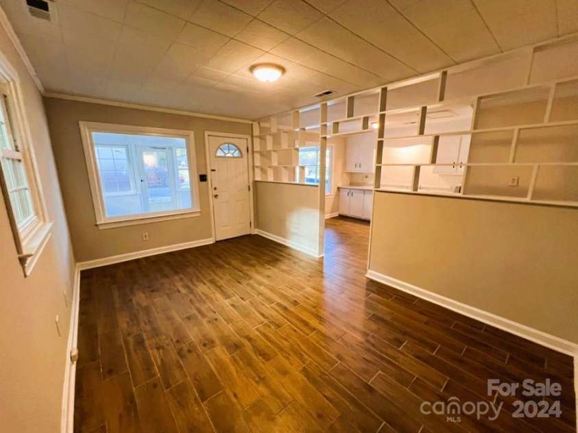 104 1/2 Tomberlin Road, Mount Holly, NC 28120.  MLS# CAR4187809, YatesRealty ID 8048. 