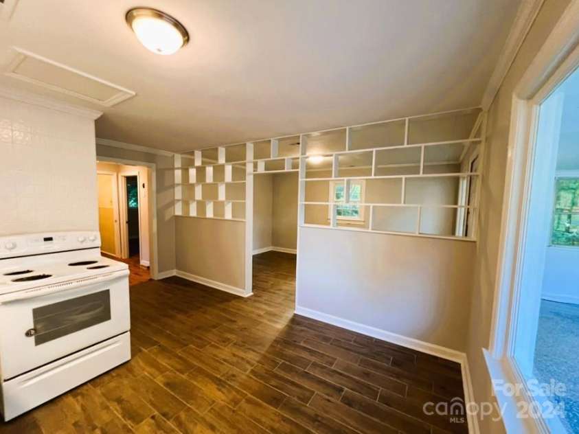 104 1/2 Tomberlin Road, Mount Holly, NC 28120.  MLS# CAR4187809, YatesRealty ID 8048. 