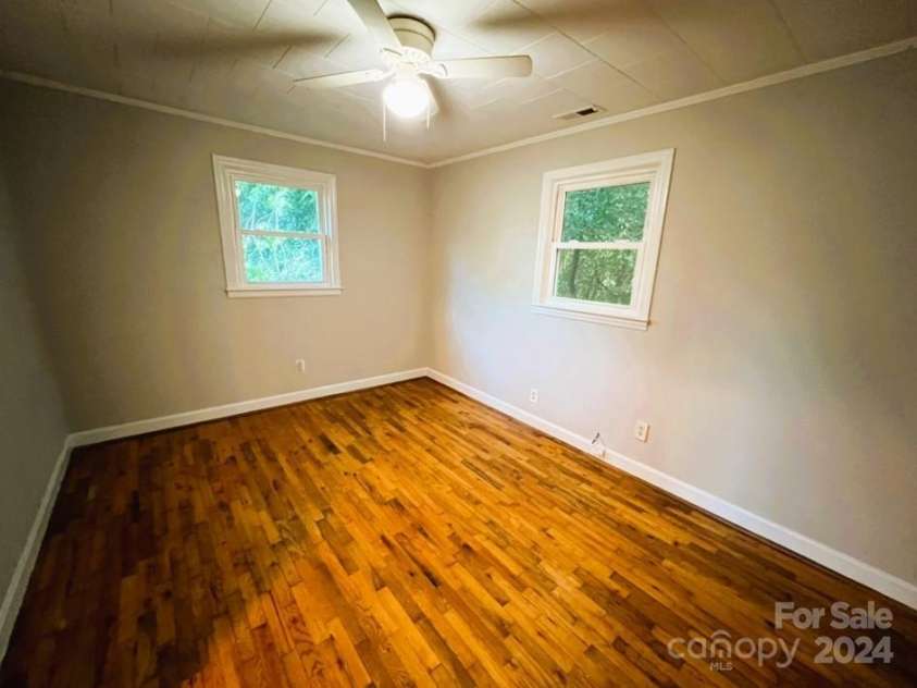 104 1/2 Tomberlin Road, Mount Holly, NC 28120.  MLS# CAR4187809, YatesRealty ID 8048. 