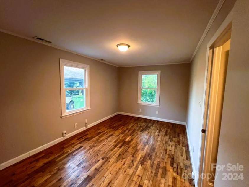 104 1/2 Tomberlin Road, Mount Holly, NC 28120.  MLS# CAR4187809, YatesRealty ID 8048. 