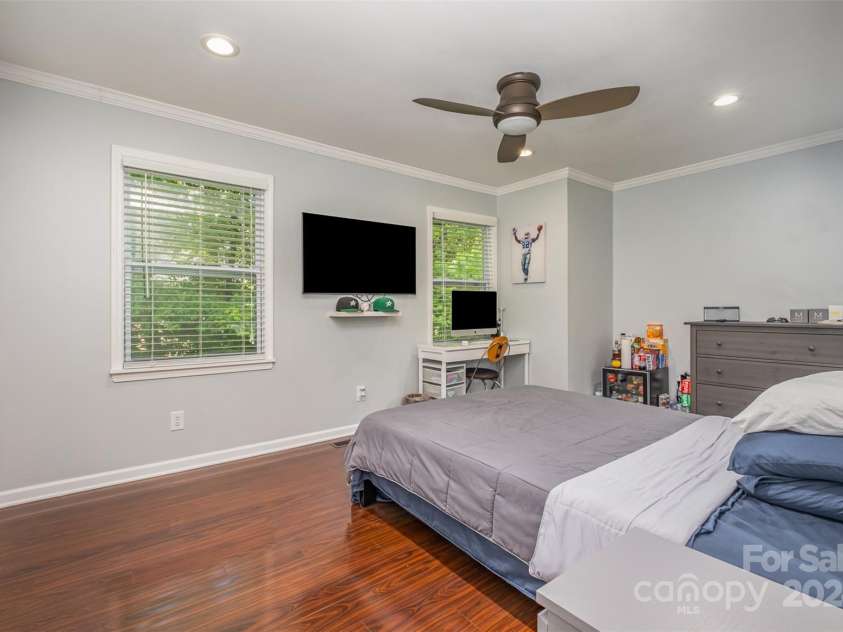 6200 Old Providence Road, Charlotte, NC 28226.  MLS# CAR4136069, YatesRealty ID 8049. 