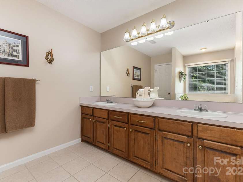 101 Citation Lane, Gastonia, NC 28056.  MLS# CAR4279144, YatesRealty ID 805. 