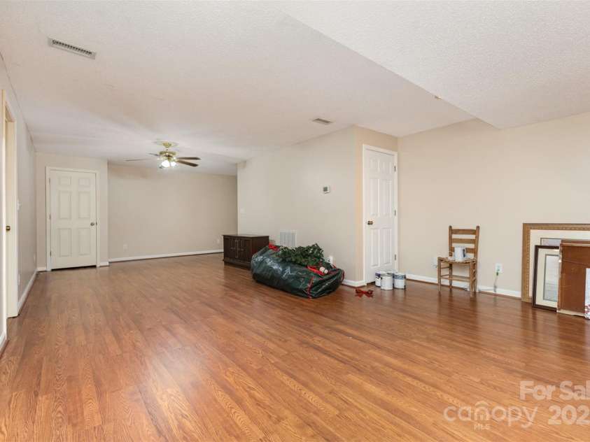 101 Citation Lane, Gastonia, NC 28056.  MLS# CAR4279144, YatesRealty ID 805. 