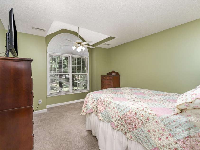 101 Citation Lane, Gastonia, NC 28056.  MLS# CAR4279144, YatesRealty ID 805. 